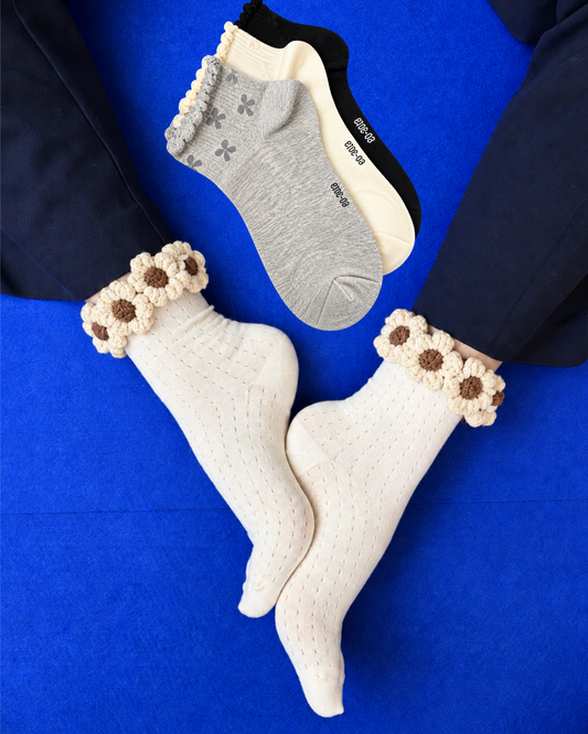 PETAL EDIT WHITE SET OF 4 SOCKS