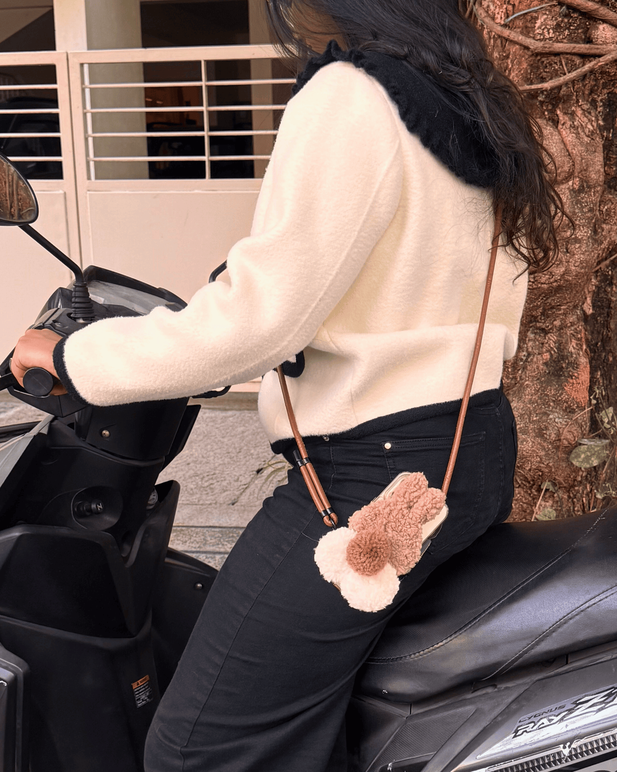 BUNNY BUM - ADJUSTABLE BROWN LEATHER