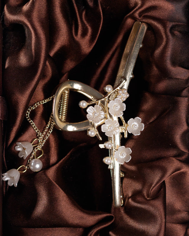 Aaraya - Curated Set of 3