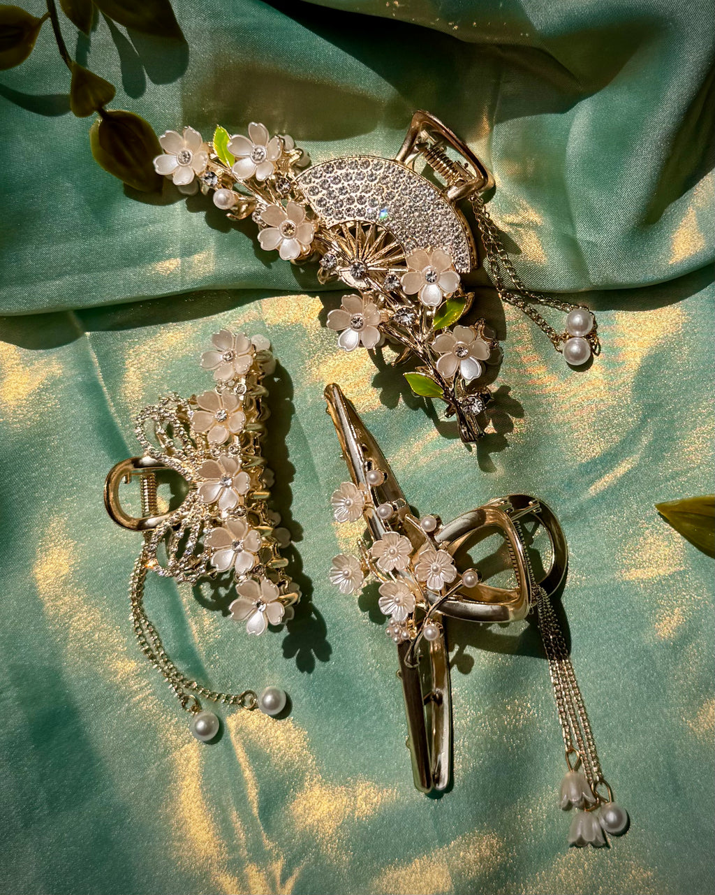 Aaraya - Curated Set of 3