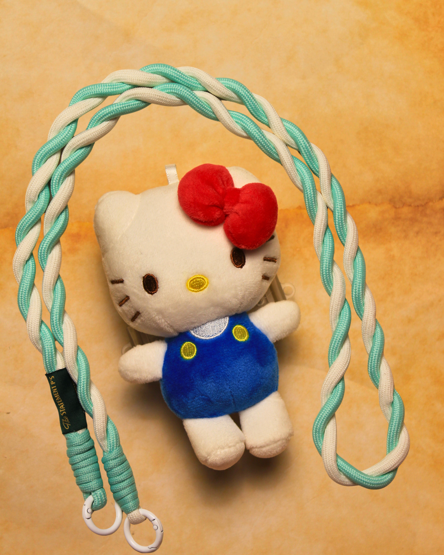 Hello Kitty with lanyard (NEW DROP)