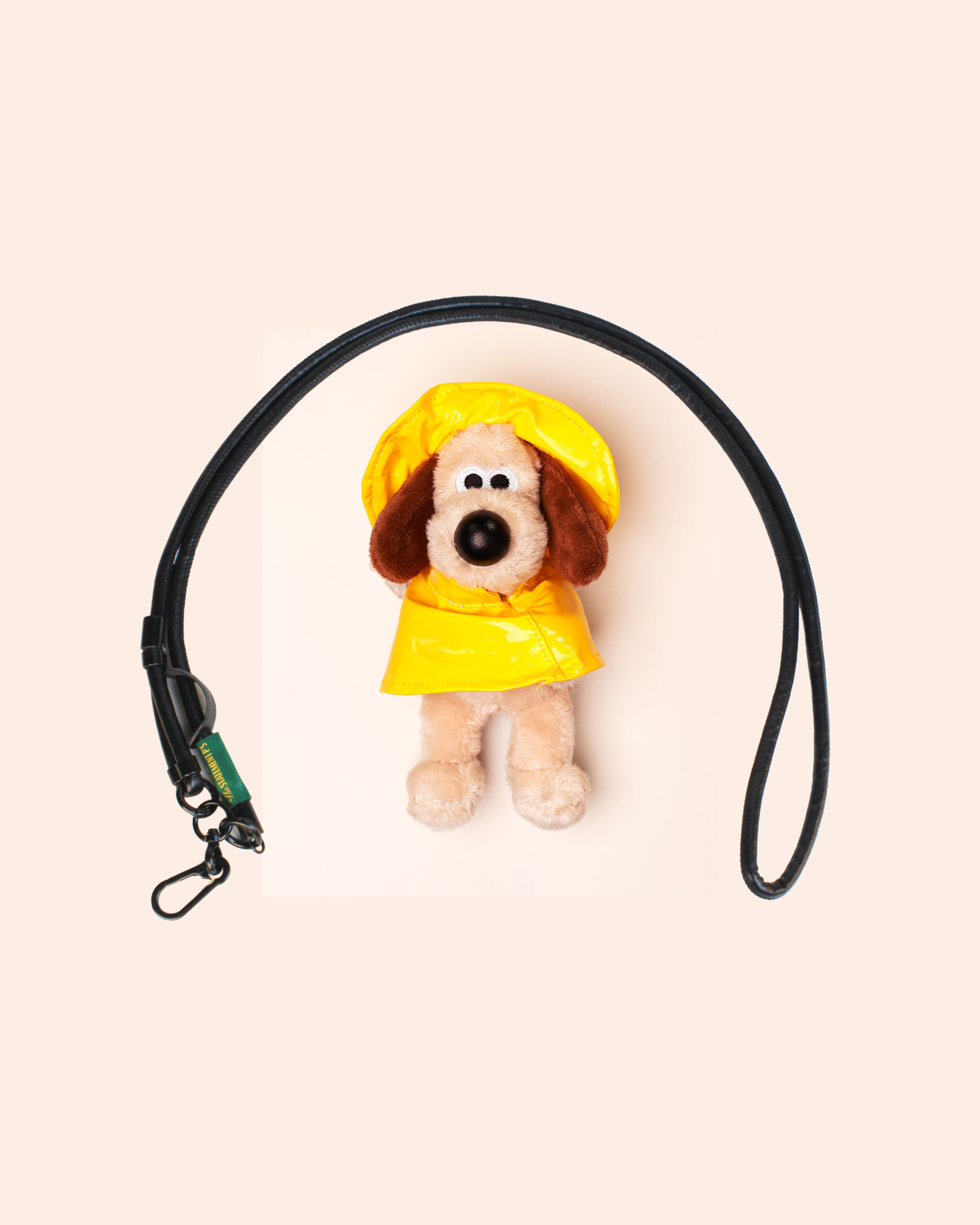 GROMIT'S ICONIC RAINCOAT