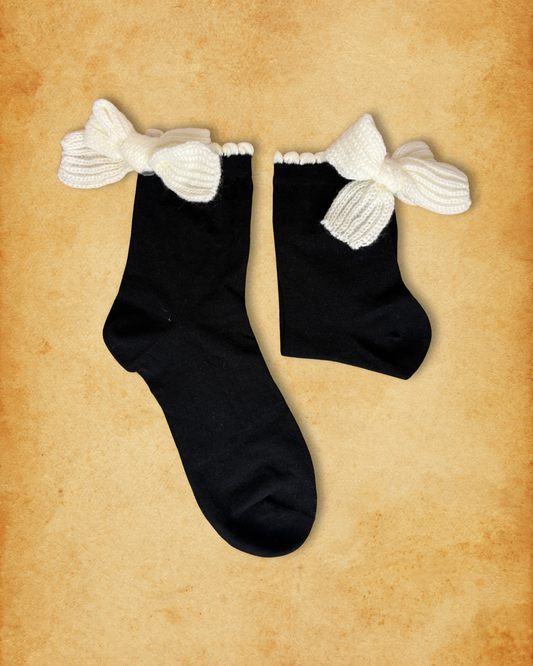 KNIT-BOW