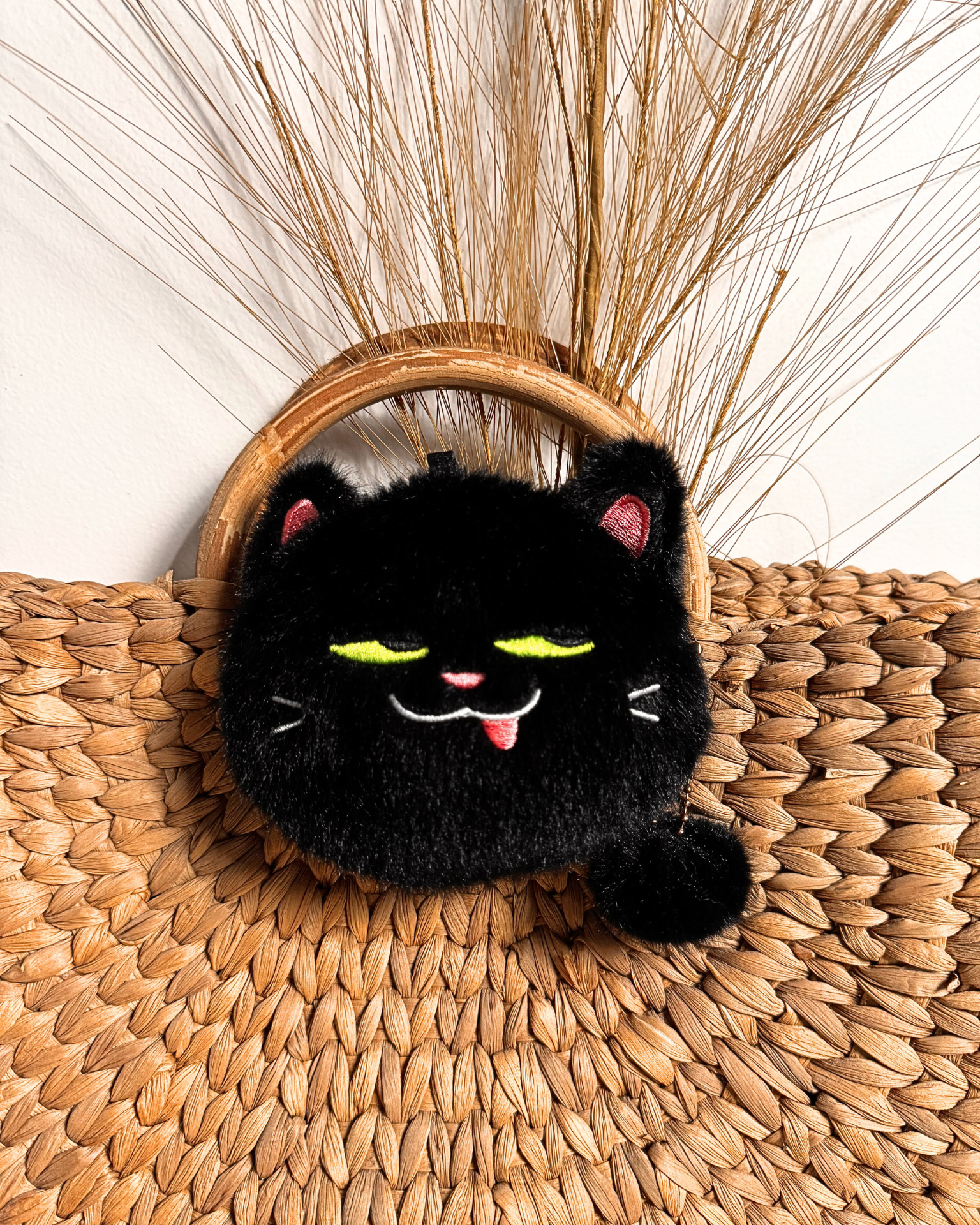 Shadow with lanyard (NEW DROP)